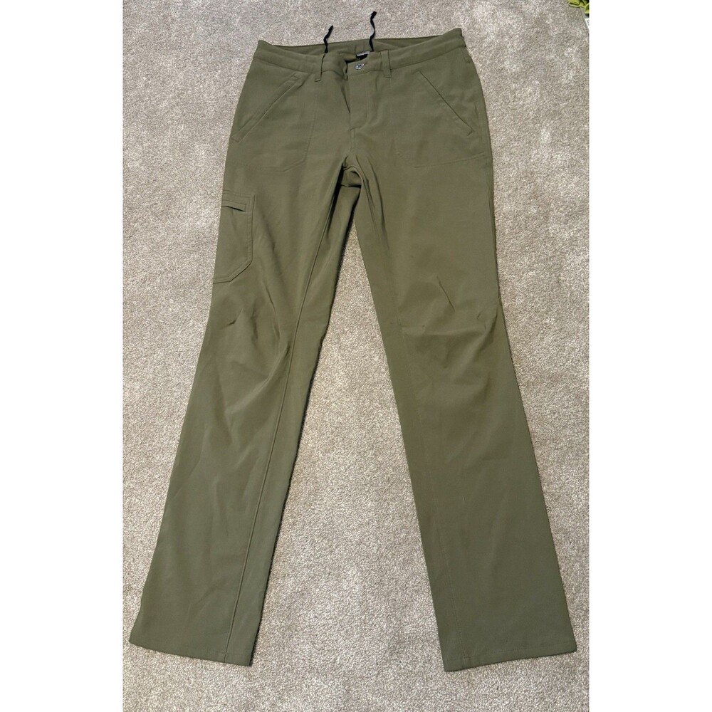 Patagonia Women's army green hiking pants size 6